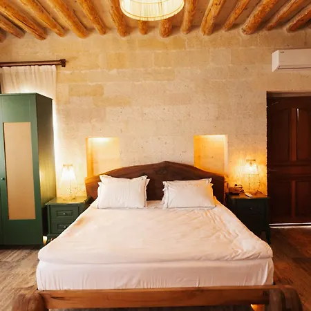Hotel Maiya *