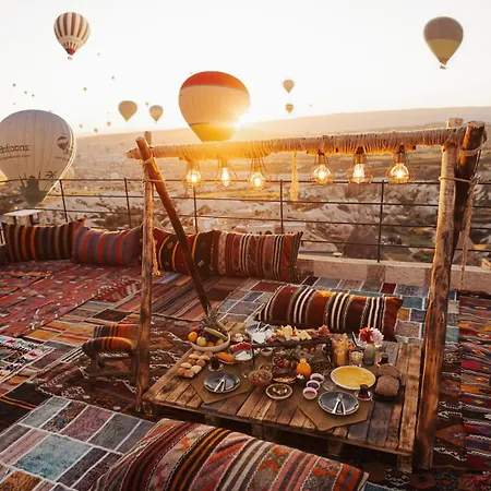 Maiya Hotel