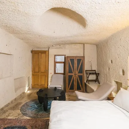 Hotel Maiya