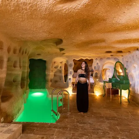 Maiya Hotel